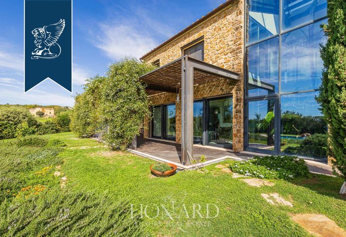 Image No.7-5 Bed Villa for sale