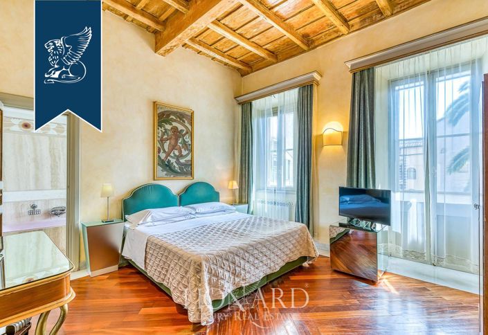 Image No.33-8 Bed Apartment for sale