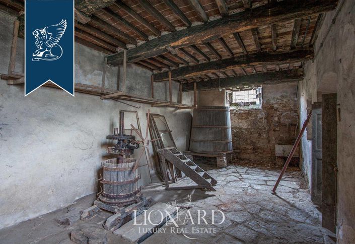 Image No.27-50 Bed Villa for sale