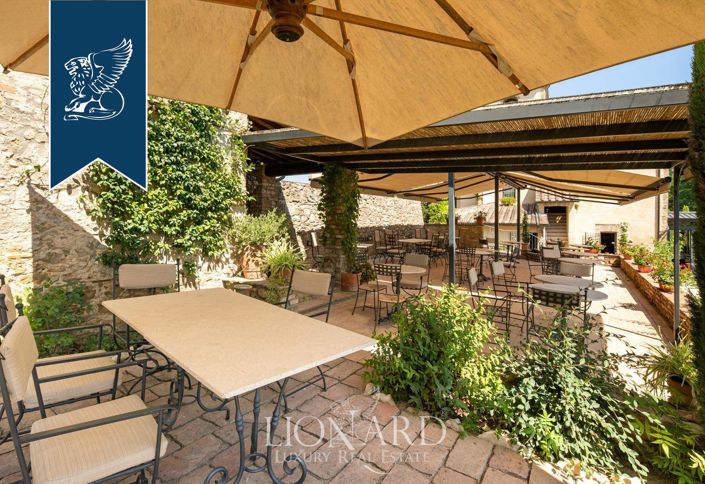 Image No.18-16 Bed Hotel for sale