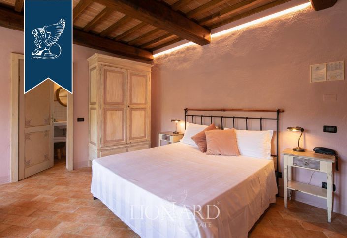 Image No.28-16 Bed Hotel for sale