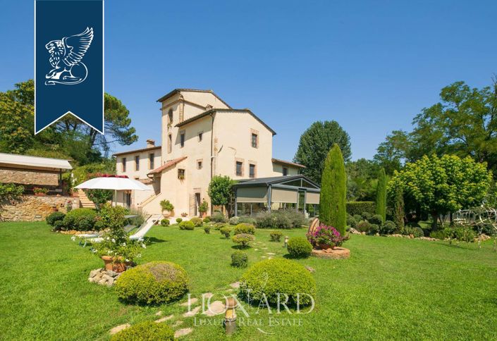 Image No.8-16 Bed Hotel for sale