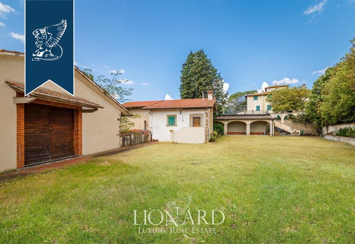 Image No.19-12 Bed Villa for sale