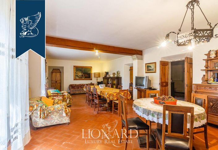 Image No.30-12 Bed Villa for sale