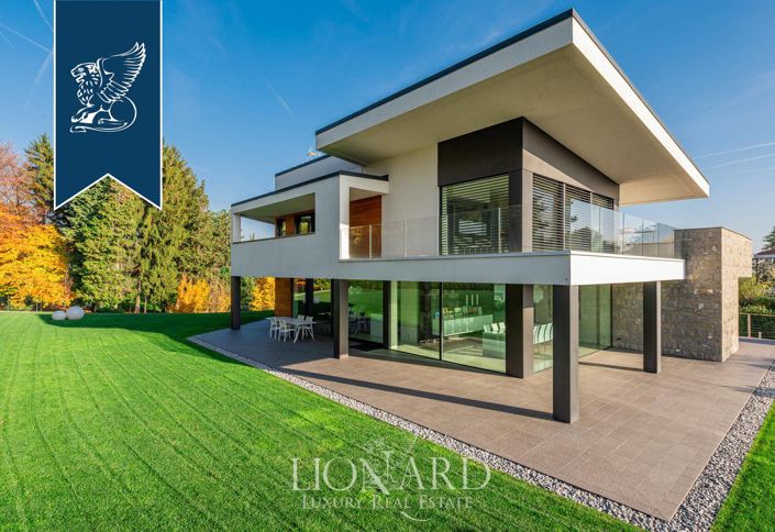 Image No.3-4 Bed Villa for sale