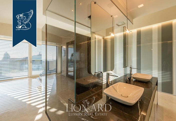 Image No.41-4 Bed Villa for sale