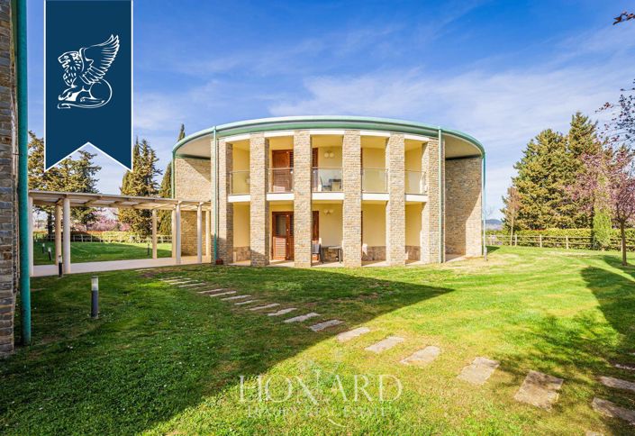 Image No.9-64 Bed Hotel for sale