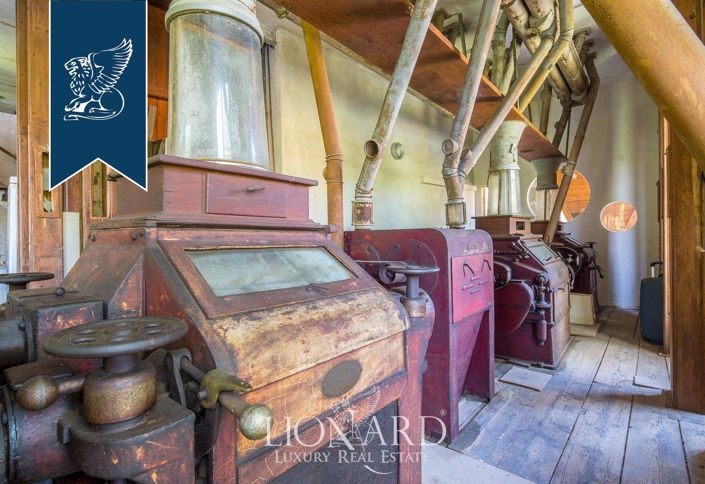 Image No.49-5 Bed Villa for sale