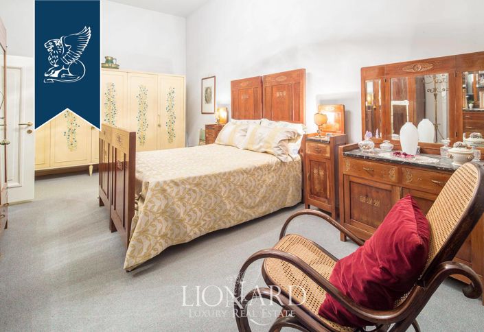 Image No.55-5 Bed Villa for sale