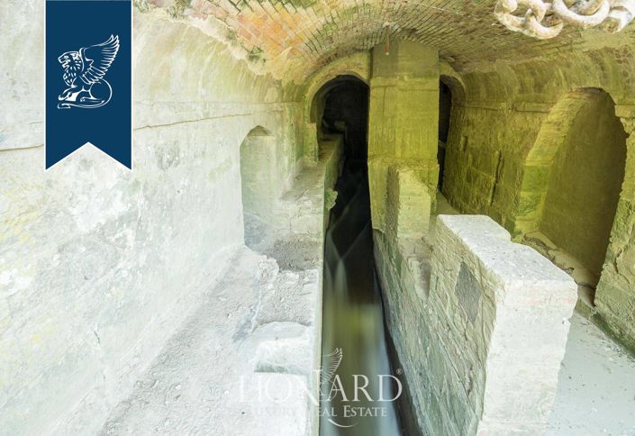 Image No.62-5 Bed Villa for sale