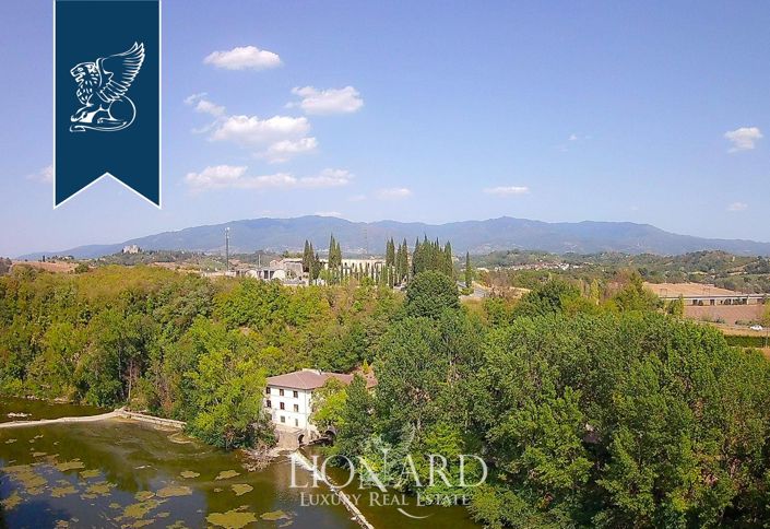 Image No.66-5 Bed Villa for sale