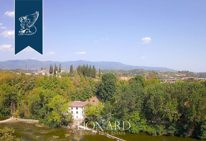 Image No.67-5 Bed Villa for sale