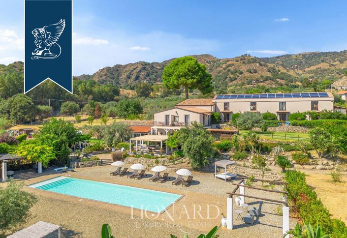 Image No.12-13 Bed Farmhouse for sale