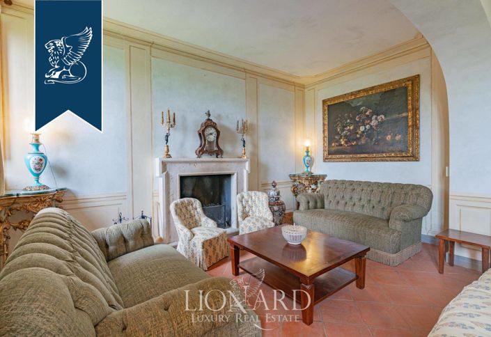 Image No.12-6 Bed Villa for sale