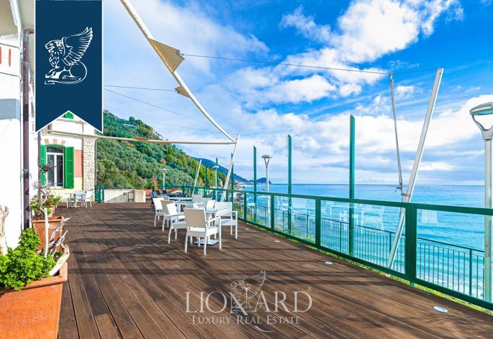 Image No.13-Villa de 43 chambres à vendre à Finale Ligure