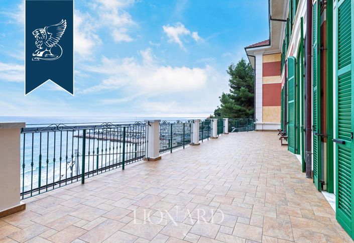 Image No.20-Villa de 43 chambres à vendre à Finale Ligure