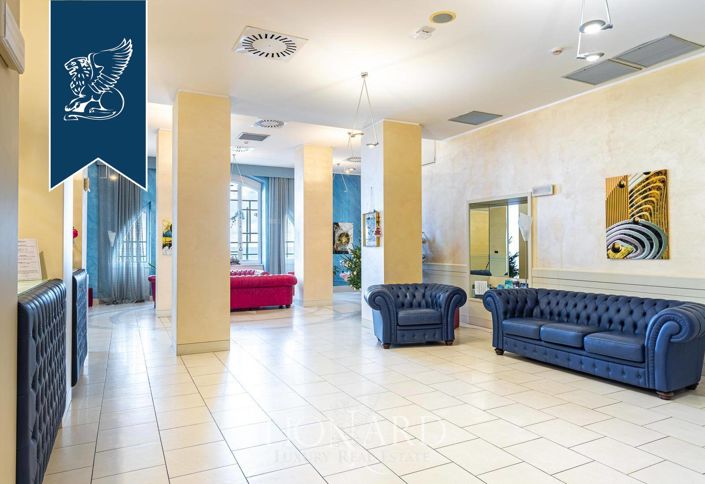 Image No.26-Villa de 43 chambres à vendre à Finale Ligure