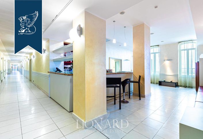 Image No.28-Villa de 43 chambres à vendre à Finale Ligure