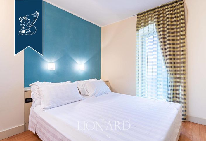 Image No.47-Villa de 43 chambres à vendre à Finale Ligure