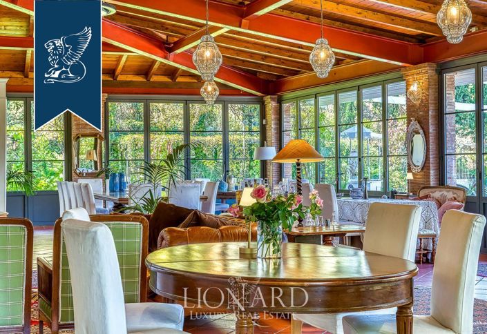 Image No.134-18 Bed Farmhouse for sale