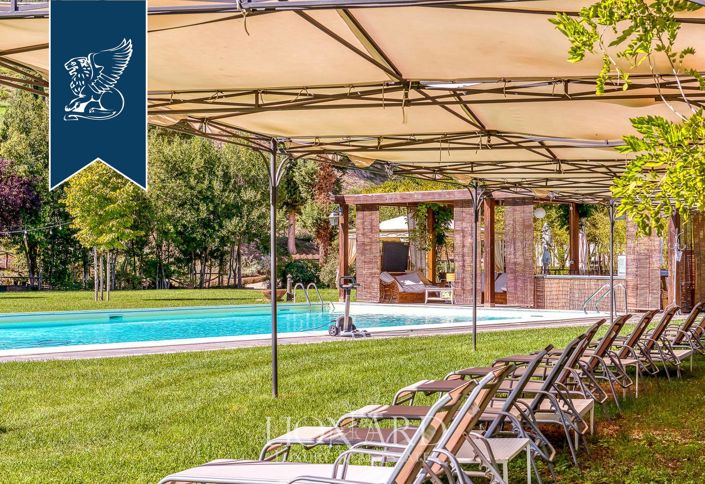 Image No.18-18 Bed Farmhouse for sale