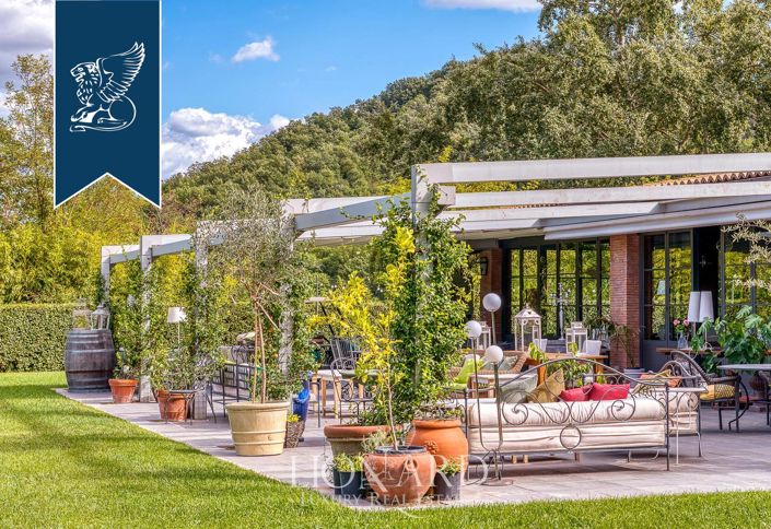 Image No.22-18 Bed Farmhouse for sale