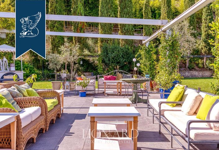 Image No.23-18 Bed Farmhouse for sale