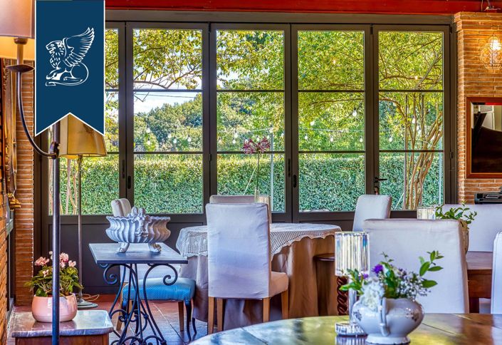 Image No.35-18 Bed Farmhouse for sale