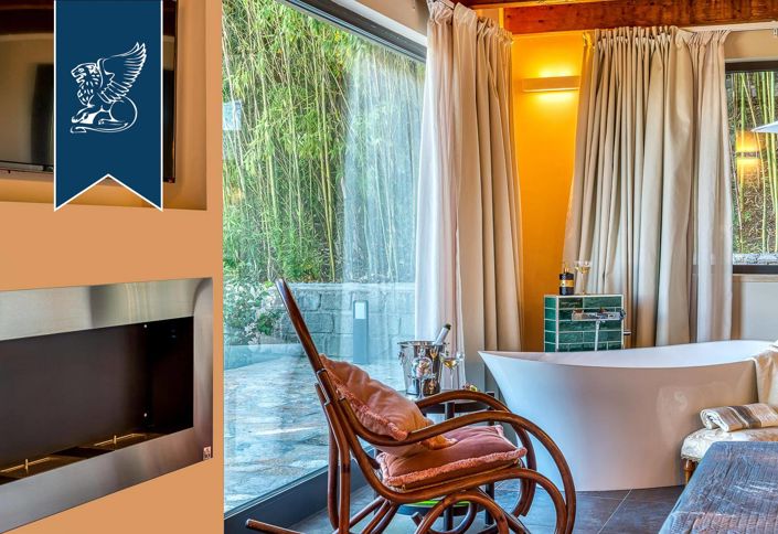 Image No.45-18 Bed Farmhouse for sale