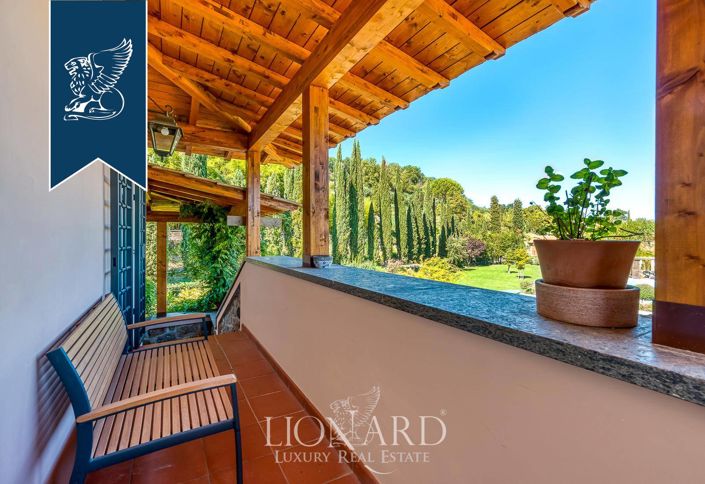 Image No.59-18 Bed Farmhouse for sale