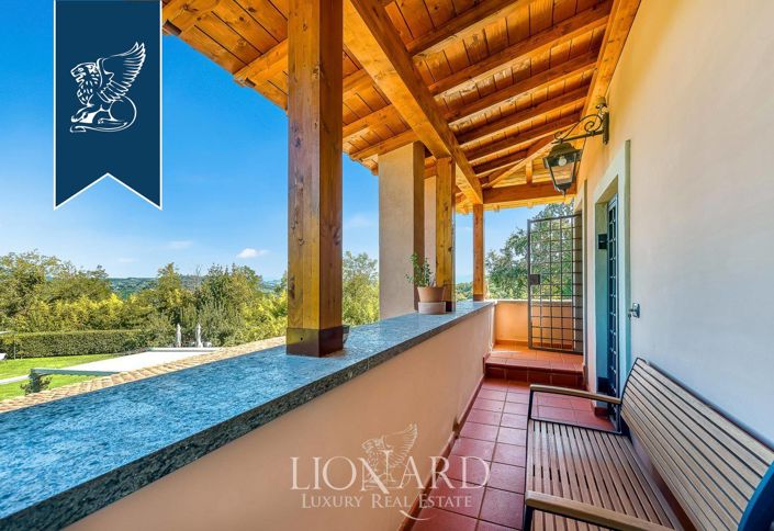 Image No.83-18 Bed Farmhouse for sale