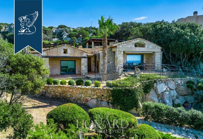 Image No.1-4 Bed Villa for sale