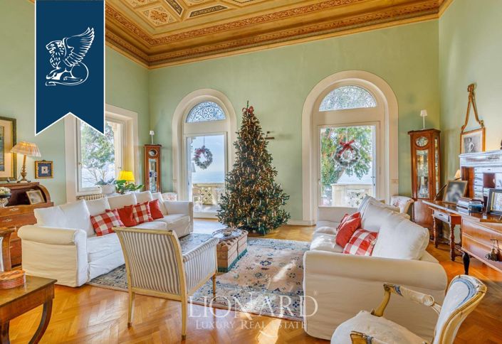 Image No.10-7 Bed Villa for sale