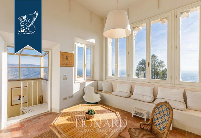 Image No.19-7 Bed Villa for sale