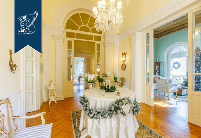 Image No.9-7 Bed Villa for sale