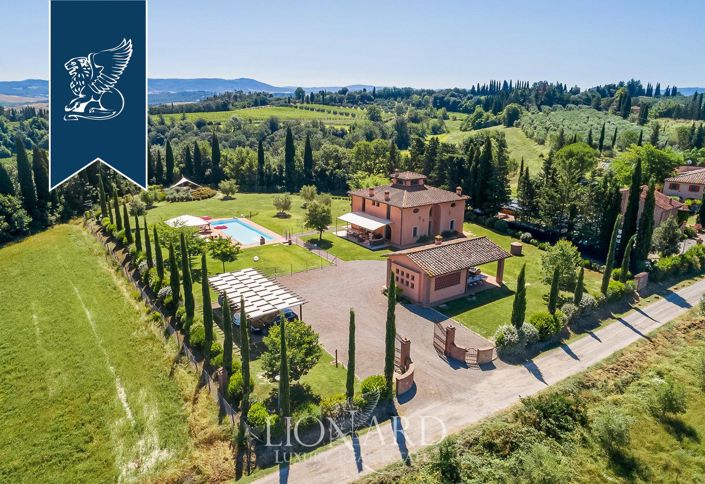 Image No.4-4 Bed Villa for sale