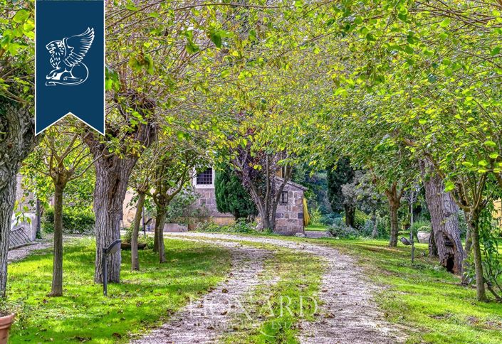 Image No.14-18 Bed Villa for sale