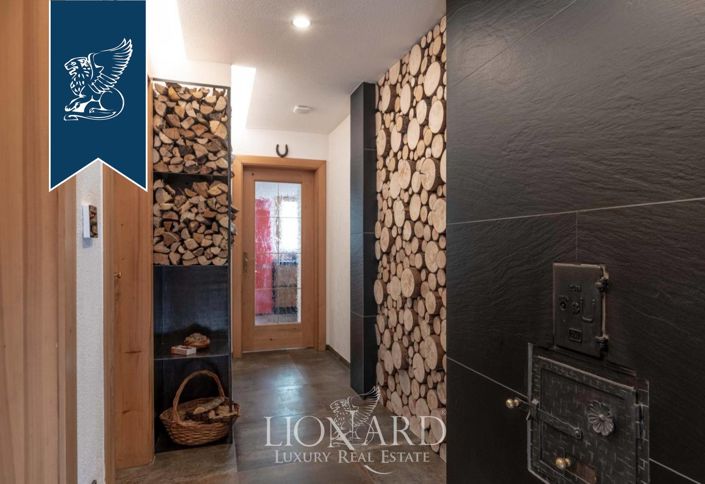 Image No.12-4 Bed Villa for sale