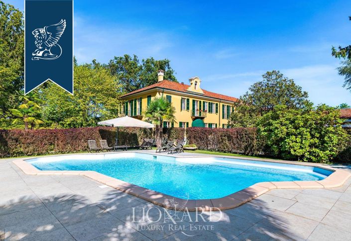 Image No.1-Villa de 6 chambres à vendre à Turin