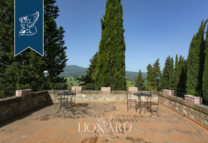 Image No.24-Ferme de 12 chambres à vendre à Cetona