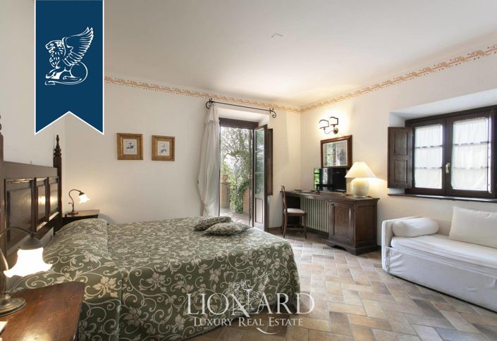 Image No.58-Ferme de 12 chambres à vendre à Cetona