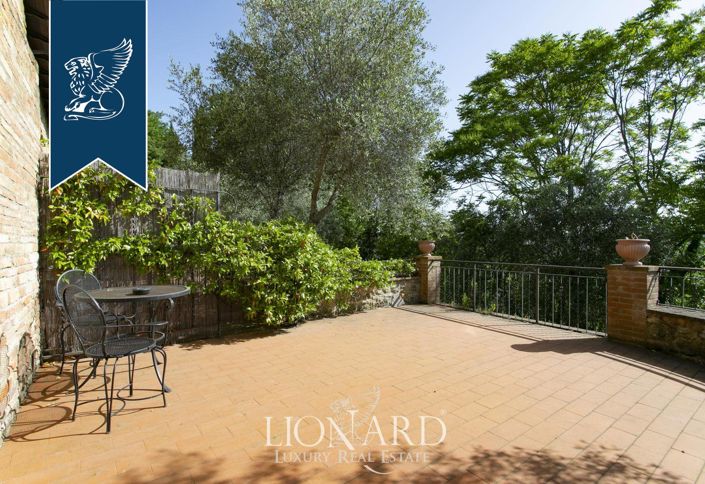 Image No.61-Ferme de 12 chambres à vendre à Cetona