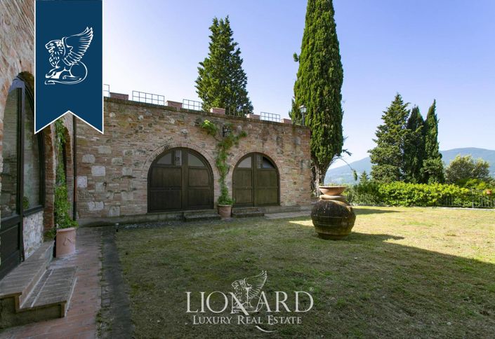 Image No.70-Ferme de 12 chambres à vendre à Cetona