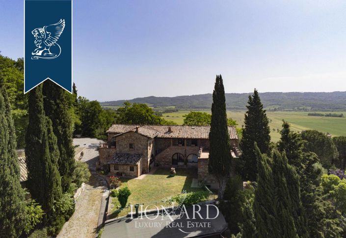Image No.71-Ferme de 12 chambres à vendre à Cetona