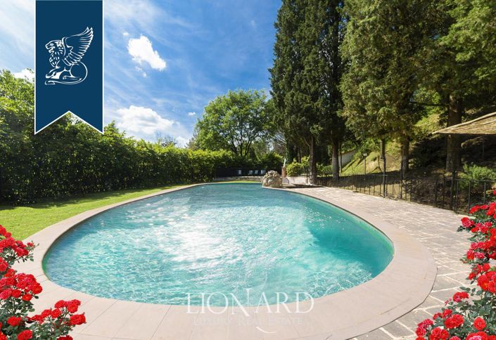 Image No.9-Ferme de 12 chambres à vendre à Cetona