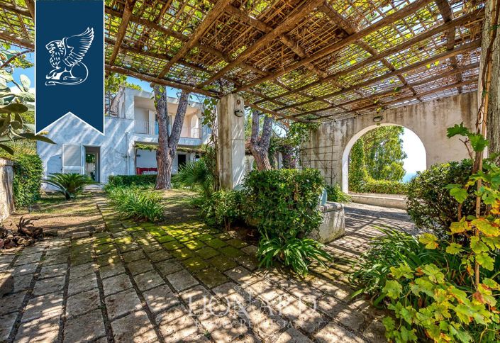 Image No.21-Villa de 4 chambres à vendre à Naples