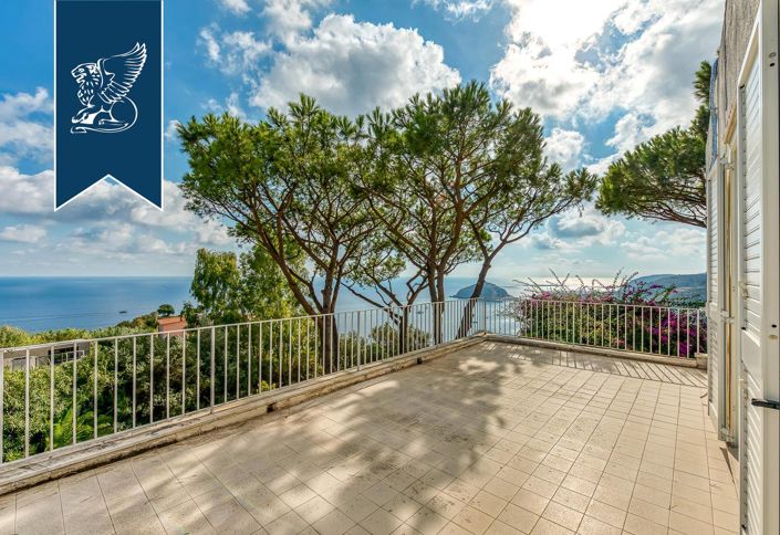 Image No.29-Villa de 4 chambres à vendre à Naples