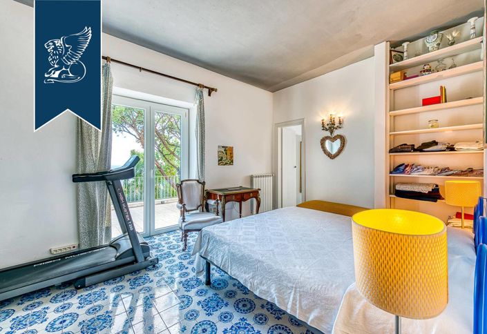 Image No.38-Villa de 4 chambres à vendre à Naples