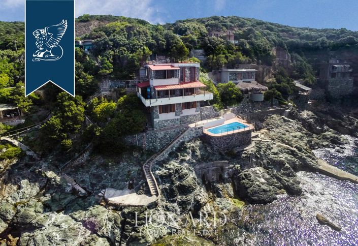 Image No.5-Villa de 5 chambres à vendre à Rosignano Marittimo