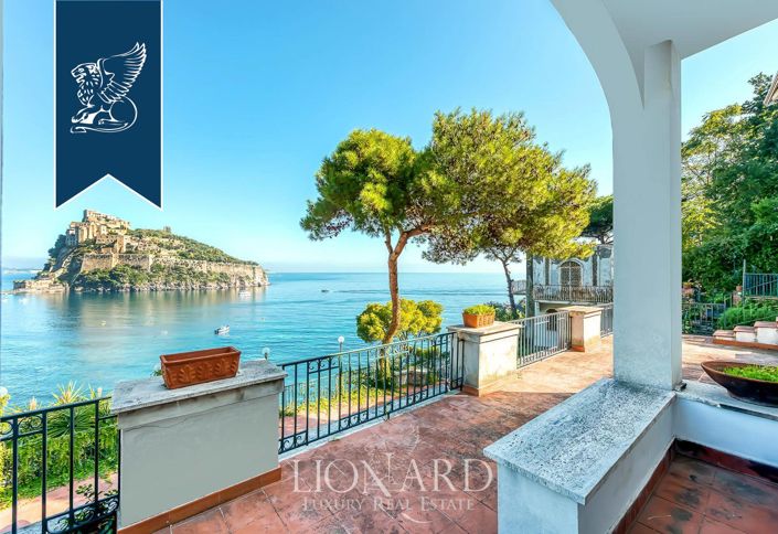 Image No.12-Villa de 4 chambres à vendre à Ischia